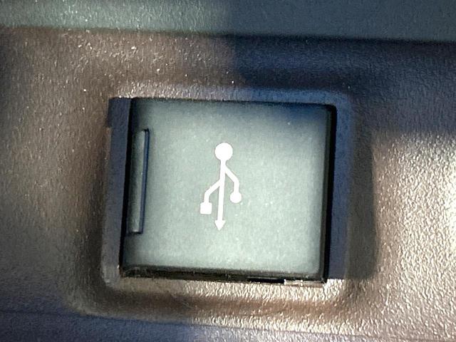 RAV4 G 4WD 禁煙車 9型ナビ付ディスプレイオーディオ 全周囲カメラ 寒冷地仕様 AC100V 衝突軽減装置 レーダークルーズ ステアリングヒーター パワーバックドア LEDヘッド オートライト(60枚目)