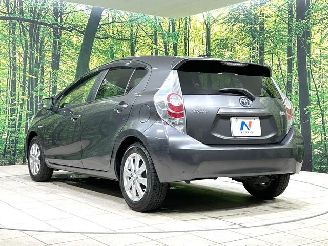 アクア Ｇ　禁煙車　ＳＤナビ　スマートキー　オートライト　オートエアコン　フルセグ　純正１５インチＡＷ　革巻きステアリング　プライバシーガラス　盗難防止装置　電動格納ミラー　ＤＶＤ／ＣＤ再生　横滑防止装置（34枚目）