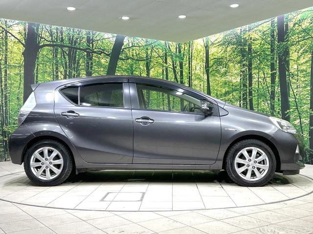 アクア Ｇ　禁煙車　ＳＤナビ　スマートキー　オートライト　オートエアコン　フルセグ　純正１５インチＡＷ　革巻きステアリング　プライバシーガラス　盗難防止装置　電動格納ミラー　ＤＶＤ／ＣＤ再生　横滑防止装置（36枚目）