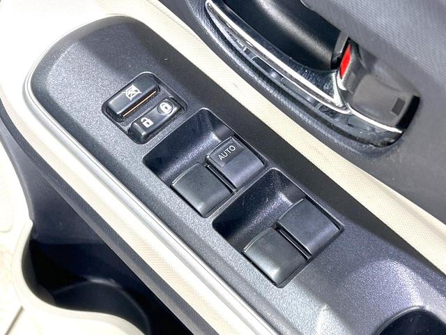 アクア Ｇ　禁煙車　ＳＤナビ　スマートキー　オートライト　オートエアコン　フルセグ　純正１５インチＡＷ　革巻きステアリング　プライバシーガラス　盗難防止装置　電動格納ミラー　ＤＶＤ／ＣＤ再生　横滑防止装置（46枚目）