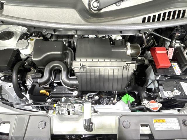 スペーシアカスタム ハイブリッドXS 届出済未使用車 両側電動ドア 衝突軽減装置 ハーフレザーシート コーナーセンサー スマートキー LEDヘッド 純正15インチAW オートハイビーム 車線逸脱警報 オートライト オートエアコン HUD(18枚目)