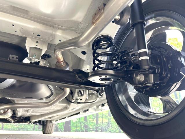 スペーシアカスタム ハイブリッドXS 届出済未使用車 両側電動ドア 衝突軽減装置 ハーフレザーシート コーナーセンサー スマートキー LEDヘッド 純正15インチAW オートハイビーム 車線逸脱警報 オートライト オートエアコン HUD(23枚目)