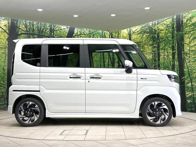 スペーシアカスタム ハイブリッドXS 届出済未使用車 両側電動ドア 衝突軽減装置 ハーフレザーシート コーナーセンサー スマートキー LEDヘッド 純正15インチAW オートハイビーム 車線逸脱警報 オートライト オートエアコン HUD(63枚目)