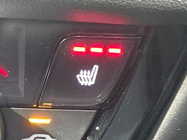 ヴェゼル e:HEV Z 禁煙車 純正9型ナビ バックカメラ 寒冷地仕様 衝突被害軽減装置 電動リアゲート ドラレコ コーナーセンサー スマートキー LEDヘッド ETC2.0 オートマチックハイビーム 車線逸脱警報 フルセグ(49枚目)