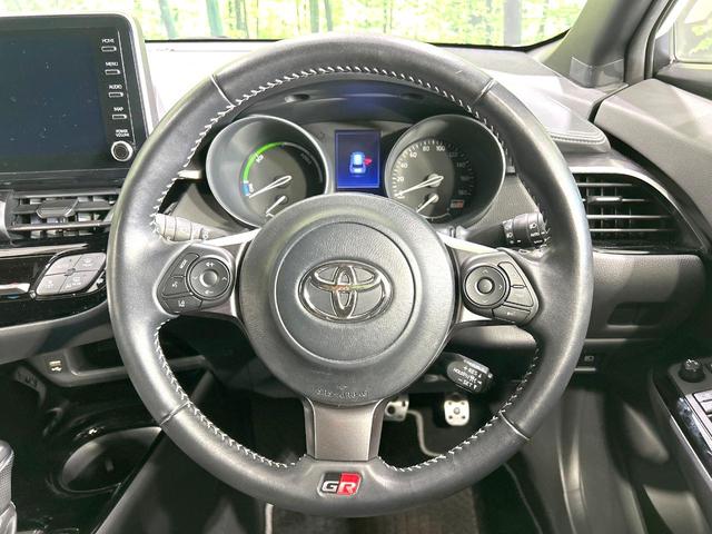 C-HR S GRスポーツ 後期型 純正ディスプレイオーディオ バックカメラ 100V電源 衝突被害軽減システム レーダークルーズ ハーフレザーシート スマートキー LEDヘッド ETC 純正19インチアルミ オートハイビーム(11枚目)
