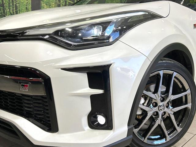 C-HR S GRスポーツ 後期型 純正ディスプレイオーディオ バックカメラ 100V電源 衝突被害軽減システム レーダークルーズ ハーフレザーシート スマートキー LEDヘッド ETC 純正19インチアルミ オートハイビーム(12枚目)