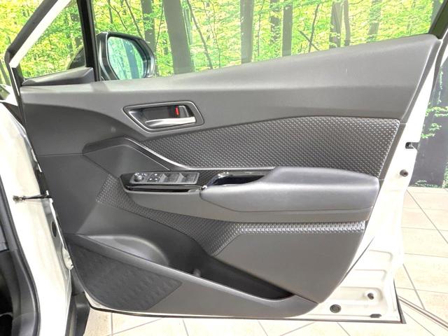 C-HR S GRスポーツ 後期型 純正ディスプレイオーディオ バックカメラ 100V電源 衝突被害軽減システム レーダークルーズ ハーフレザーシート スマートキー LEDヘッド ETC 純正19インチアルミ オートハイビーム(52枚目)