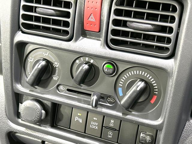 キャリイトラック ＫＣエアコン・パワステ農繁仕様　４ＷＤ　届出済未使用車　キーレス　アイドリングストップ　横滑防止装置　オートライト　ヘッドライトレベライザー（27枚目）