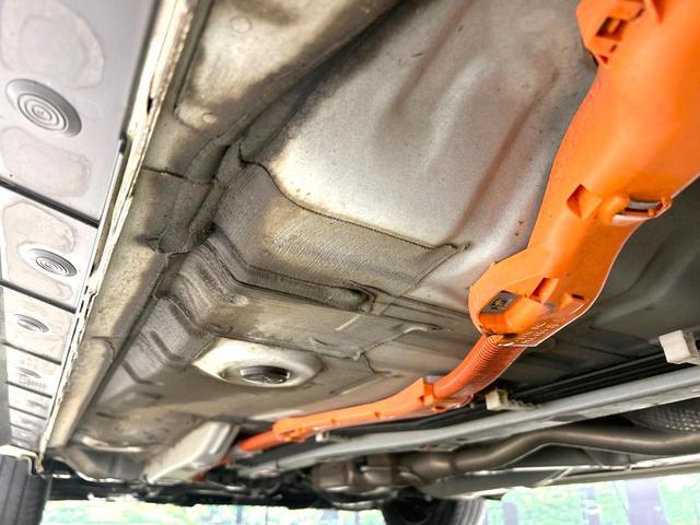 アクア Ｓスタイルブラック　後期型　純正ＳＤナビ　バックカメラ　寒冷地仕様　セーフティセンス　禁煙車　クリアランスソナー　スマートキー　ＥＴＣ　オートライト　オートエアコン　オートハイビーム　プライバシーガラス　電動格納ミラー（21枚目）