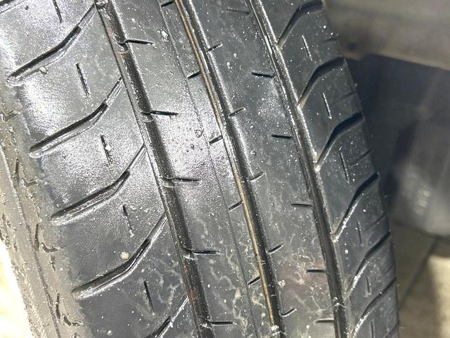 アクア Ｓスタイルブラック　後期型　純正ＳＤナビ　バックカメラ　寒冷地仕様　セーフティセンス　禁煙車　クリアランスソナー　スマートキー　ＥＴＣ　オートライト　オートエアコン　オートハイビーム　プライバシーガラス　電動格納ミラー（48枚目）