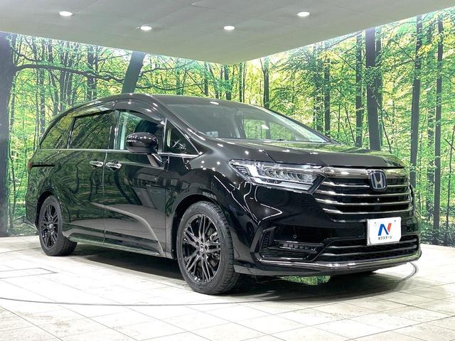 オデッセイハイブリッド ｅ：ＨＥＶアブソルート・ＥＸ　純正１０型ナビ　両側電動ドア　全周囲カメラ　１００Ｖ電源　ＨＤＭＩ　ホンダセンシング　禁煙車　電動リアゲート　ハーフレザー　ドラレコ　コーナーセンサー　シートヒーター　ＬＥＤヘッド　ＥＴＣ２．０（17枚目）