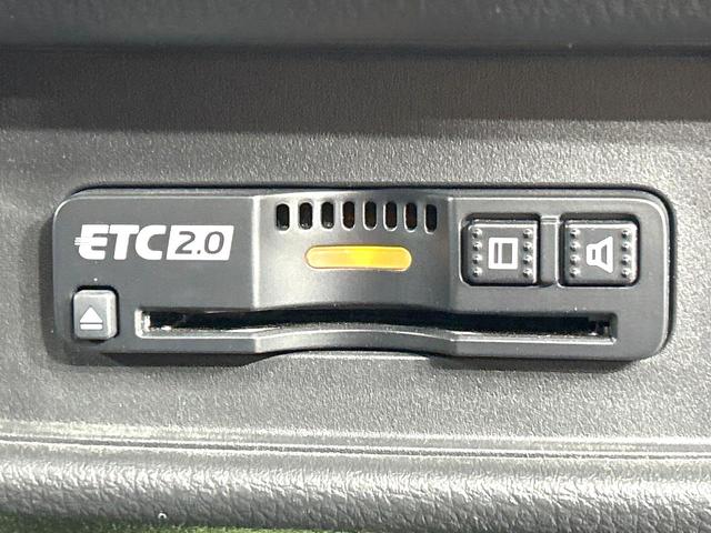 オデッセイハイブリッド ｅ：ＨＥＶアブソルート・ＥＸ　純正１０型ナビ　両側電動ドア　全周囲カメラ　１００Ｖ電源　ＨＤＭＩ　ホンダセンシング　禁煙車　電動リアゲート　ハーフレザー　ドラレコ　コーナーセンサー　シートヒーター　ＬＥＤヘッド　ＥＴＣ２．０（35枚目）
