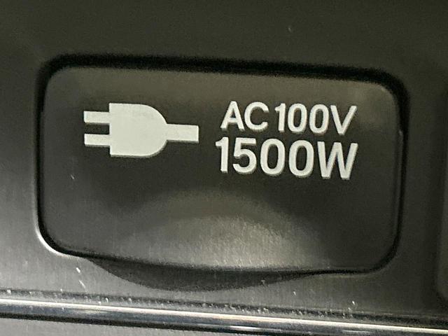 オデッセイハイブリッド ｅ：ＨＥＶアブソルート・ＥＸ　純正１０型ナビ　両側電動ドア　全周囲カメラ　１００Ｖ電源　ＨＤＭＩ　ホンダセンシング　禁煙車　電動リアゲート　ハーフレザー　ドラレコ　コーナーセンサー　シートヒーター　ＬＥＤヘッド　ＥＴＣ２．０（40枚目）