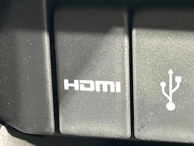 オデッセイハイブリッド ｅ：ＨＥＶアブソルート・ＥＸ　純正１０型ナビ　両側電動ドア　全周囲カメラ　１００Ｖ電源　ＨＤＭＩ　ホンダセンシング　禁煙車　電動リアゲート　ハーフレザー　ドラレコ　コーナーセンサー　シートヒーター　ＬＥＤヘッド　ＥＴＣ２．０（70枚目）