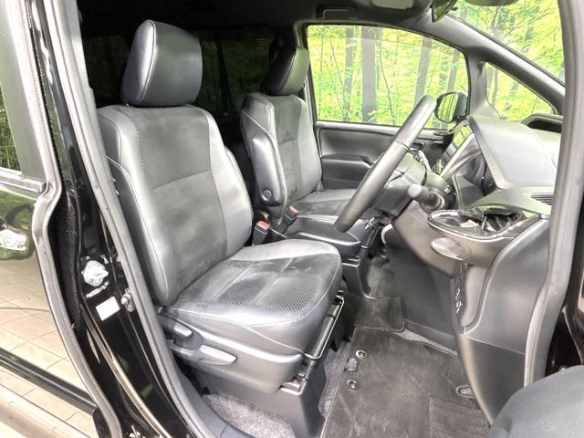 ヴォクシー ＺＳ　煌ＩＩＩ　後期型　モデリスタエアロ　両側電動ドア　純正９型ナビ　バックカメラ　セーフティセンス　ハーフレザー　クリアランスソナー　リアオートエアコン　ＬＥＤヘッド　ＥＴＣ　クルコン　純正１６インチＡＷ　フルセグ（8枚目）