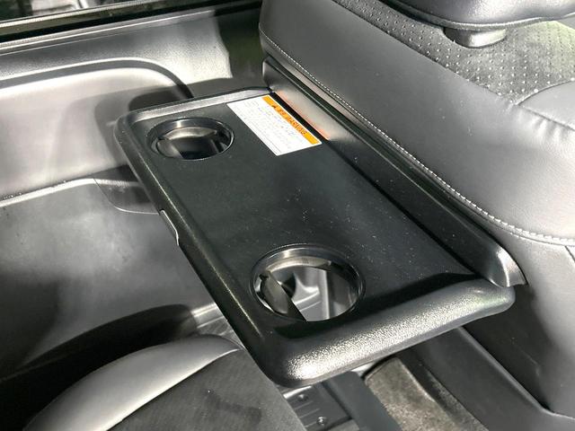 ヴォクシー ＺＳ　煌ＩＩＩ　後期型　モデリスタエアロ　両側電動ドア　純正９型ナビ　バックカメラ　セーフティセンス　ハーフレザー　クリアランスソナー　リアオートエアコン　ＬＥＤヘッド　ＥＴＣ　クルコン　純正１６インチＡＷ　フルセグ（54枚目）