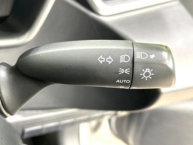 カローラツーリング Ｓ　禁煙車　純正ディスプレイオーディオ　バックカメラ　セーフティセンス　レーダークルーズ　ドラレコ　コーナーセンサー　ＬＥＤヘッド　ＥＴＣ　ＣＤ／ＤＶＤデッキ　　純正１６インチＡＷ　オートハイビーム（31枚目）