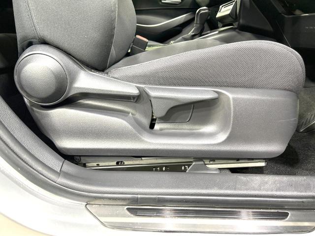 カローラツーリング Ｓ　禁煙車　純正ディスプレイオーディオ　バックカメラ　セーフティセンス　レーダークルーズ　ドラレコ　コーナーセンサー　ＬＥＤヘッド　ＥＴＣ　ＣＤ／ＤＶＤデッキ　　純正１６インチＡＷ　オートハイビーム（38枚目）