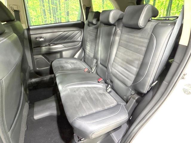 アウトランダーＰＨＥＶ Ｇナビパッケージ　４ＷＤ　純正ナビ　全周囲カメラ　１００Ｖ電源　ｅ－アシスト　禁煙　電動リアゲート　ハーフレザー　ステアリングヒーター　パワーシート　コーナーセンサー　スマートキー　ＬＥＤヘッド　ＥＴＣ　プライバシーＧ（39枚目）