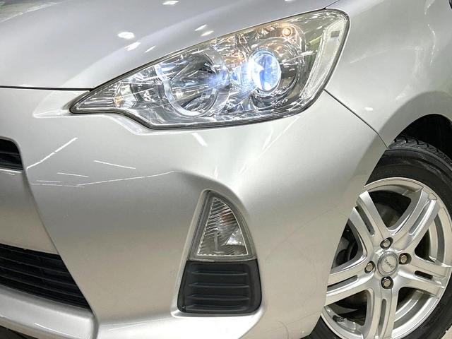 アクア Ｓ　ＳＤナビ　バックカメラ　禁煙車　ＨＩＤヘッド　ＥＴＣ　オートエアコン　Ｂｌｕｅｔｏｏｔｈ　ＣＤ　ＤＶＤ再生　フルセグ　電動格納ミラー　プライバシーガラス　ヘッドライトレベライザーシートリフター（12枚目）