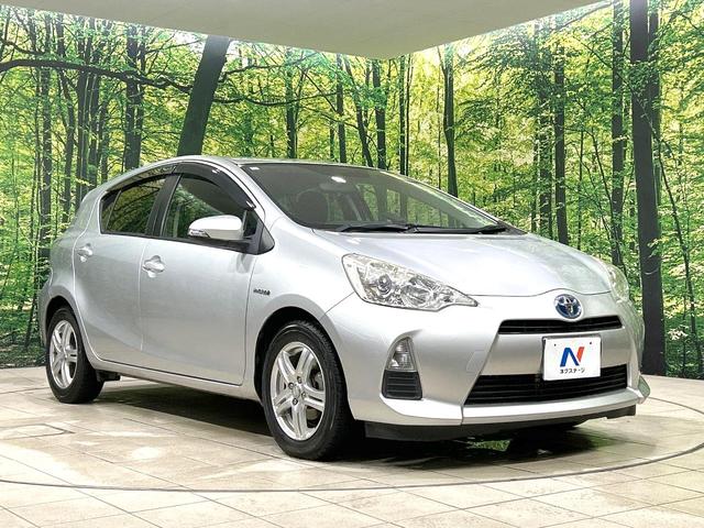 アクア Ｓ　ＳＤナビ　バックカメラ　禁煙車　ＨＩＤヘッド　ＥＴＣ　オートエアコン　Ｂｌｕｅｔｏｏｔｈ　ＣＤ　ＤＶＤ再生　フルセグ　電動格納ミラー　プライバシーガラス　ヘッドライトレベライザーシートリフター（16枚目）