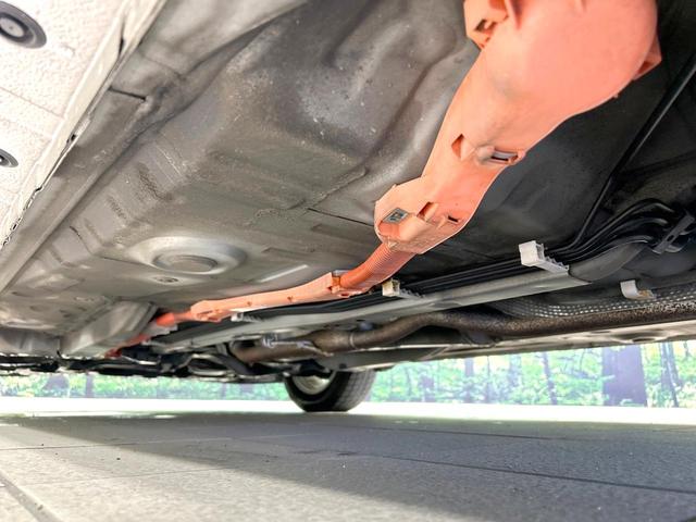 アクア Ｓ　ＳＤナビ　バックカメラ　禁煙車　ＨＩＤヘッド　ＥＴＣ　オートエアコン　Ｂｌｕｅｔｏｏｔｈ　ＣＤ　ＤＶＤ再生　フルセグ　電動格納ミラー　プライバシーガラス　ヘッドライトレベライザーシートリフター（23枚目）