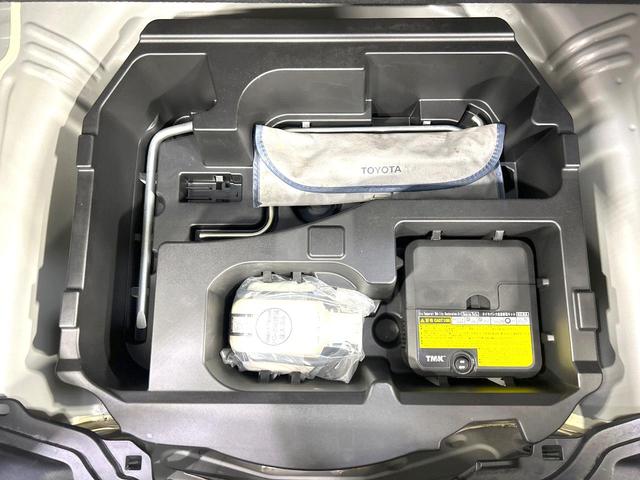 アクア Ｓ　ＳＤナビ　バックカメラ　禁煙車　ＨＩＤヘッド　ＥＴＣ　オートエアコン　Ｂｌｕｅｔｏｏｔｈ　ＣＤ　ＤＶＤ再生　フルセグ　電動格納ミラー　プライバシーガラス　ヘッドライトレベライザーシートリフター（33枚目）