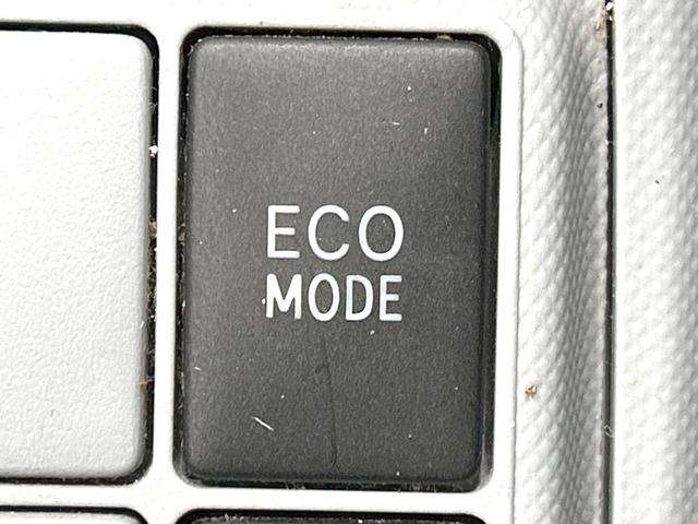 アクア Ｓ　ＳＤナビ　バックカメラ　禁煙車　ＨＩＤヘッド　ＥＴＣ　オートエアコン　Ｂｌｕｅｔｏｏｔｈ　ＣＤ　ＤＶＤ再生　フルセグ　電動格納ミラー　プライバシーガラス　ヘッドライトレベライザーシートリフター（46枚目）