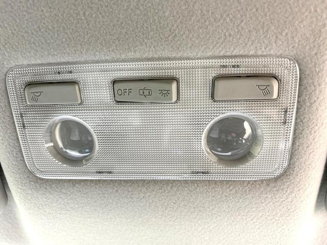 アクア Ｓ　ＳＤナビ　バックカメラ　禁煙車　ＨＩＤヘッド　ＥＴＣ　オートエアコン　Ｂｌｕｅｔｏｏｔｈ　ＣＤ　ＤＶＤ再生　フルセグ　電動格納ミラー　プライバシーガラス　ヘッドライトレベライザーシートリフター（48枚目）