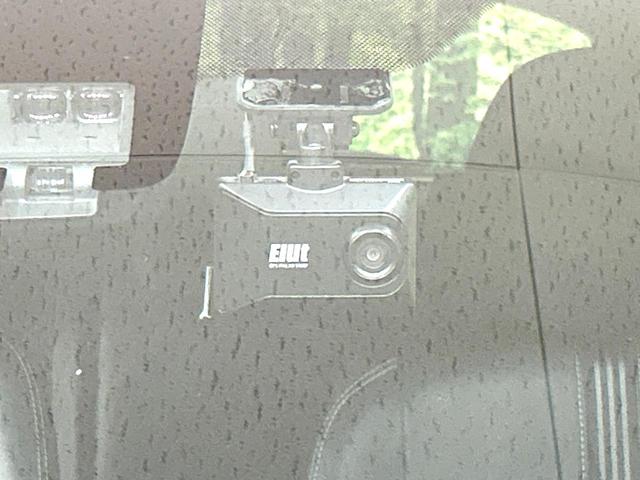 アクア クロスオーバー　純正ナビ　バックカメラ　セーフティセンス　禁煙車　ハーフレザー　ドラレコ　コーナーセンサー　スマートキー　ＬＩＤヘッド　ＥＴＣ　オートハイビーム　オートライト　オートエアコン　Ｂｌｕｅｔｏｏｔｈ（6枚目）