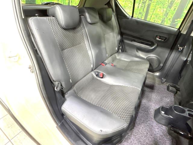 アクア クロスオーバー　純正ナビ　バックカメラ　セーフティセンス　禁煙車　ハーフレザー　ドラレコ　コーナーセンサー　スマートキー　ＬＩＤヘッド　ＥＴＣ　オートハイビーム　オートライト　オートエアコン　Ｂｌｕｅｔｏｏｔｈ（9枚目）