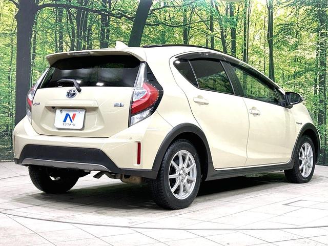 アクア クロスオーバー　純正ナビ　バックカメラ　セーフティセンス　禁煙車　ハーフレザー　ドラレコ　コーナーセンサー　スマートキー　ＬＩＤヘッド　ＥＴＣ　オートハイビーム　オートライト　オートエアコン　Ｂｌｕｅｔｏｏｔｈ（17枚目）