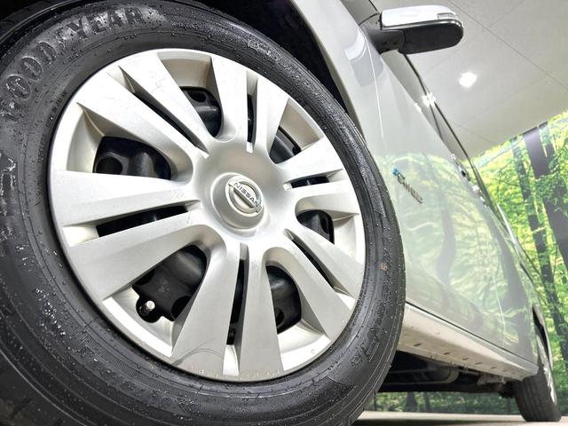 セレナ ２０Ｘ　Ｓ－ハイブリッド　純正ＳＤナビ　衝突被害軽減システム　禁煙車　スマートキー　ＬＥＤヘッド　ＥＴＣ　オートライト　オートエアコン　リアエアコン　Ｂｌｕｅｔｏｏｔｈ　ＣＤ　ＤＶＤ　フルセグ　横滑り防止装置　電動格納ミラー（13枚目）