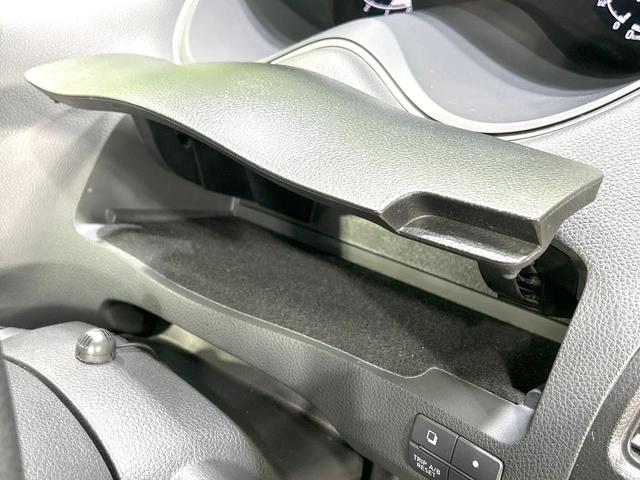 セレナ ２０Ｘ　Ｓ－ハイブリッド　純正ＳＤナビ　衝突被害軽減システム　禁煙車　スマートキー　ＬＥＤヘッド　ＥＴＣ　オートライト　オートエアコン　リアエアコン　Ｂｌｕｅｔｏｏｔｈ　ＣＤ　ＤＶＤ　フルセグ　横滑り防止装置　電動格納ミラー（42枚目）