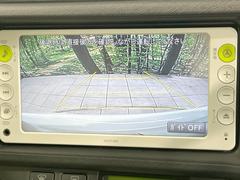 【バックカメラ】駐車時に後方がリアルタイム映像で確認できます。大型商業施設や立体駐車場での駐車時や、夜間のバック時に大活躍！運転スキルに関わらず、今や必須となった装備のひとつです！ 4