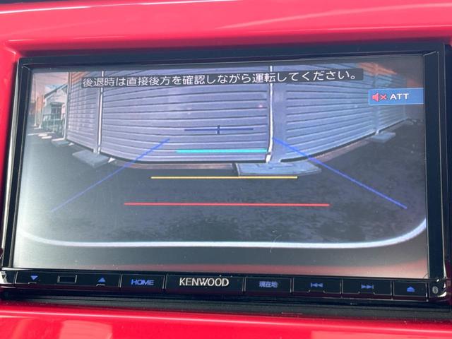 Ｊスタイル　禁煙車　純正ナビ　バックカメラ　Ｂｌｕｅｔｏｏｔｈ再生　フルセグＴＶ　シートヒーター　ＨＩＤヘッドライト　スマートキー　ドライブレコーダー　車線逸脱警報　オートライト　オートエアコン(4枚目)