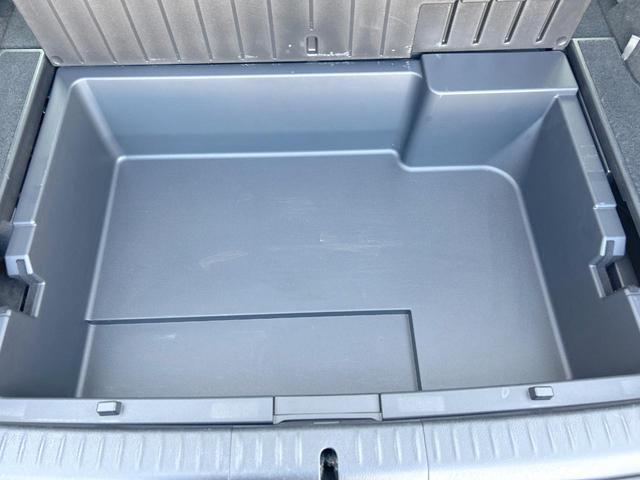 ＣＴ ＣＴ２００ｈ　バージョンＬ　ＴＯＭ’ｓエアロ　純正ナビ　バックカメラ　ベージュ革シート　パワーシート　ＬＥＤヘッドライト　クリアランスソナー　前席シートヒーター　クリアランスソナー　純正１７インチアルミホイール　禁煙（61枚目）