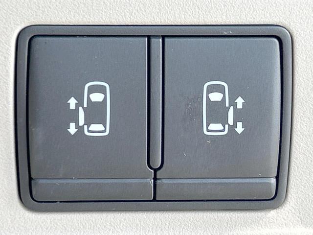 セレナ ＸＶ　後期　全方位運転支援システム　両側電動ドア　純正ナビ　バックカメラ　Ｂｌｕｅｔｏｏｔｈ　クルーズコントロール　リアオートエアコン　ＥＴＣ　インテリキー　ステアリングリモコン（7枚目）