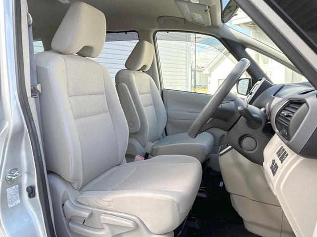 セレナ ＸＶ　後期　全方位運転支援システム　両側電動ドア　純正ナビ　バックカメラ　Ｂｌｕｅｔｏｏｔｈ　クルーズコントロール　リアオートエアコン　ＥＴＣ　インテリキー　ステアリングリモコン（12枚目）