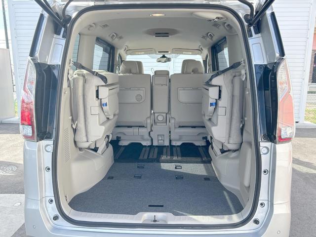 セレナ ＸＶ　後期　全方位運転支援システム　両側電動ドア　純正ナビ　バックカメラ　Ｂｌｕｅｔｏｏｔｈ　クルーズコントロール　リアオートエアコン　ＥＴＣ　インテリキー　ステアリングリモコン（15枚目）