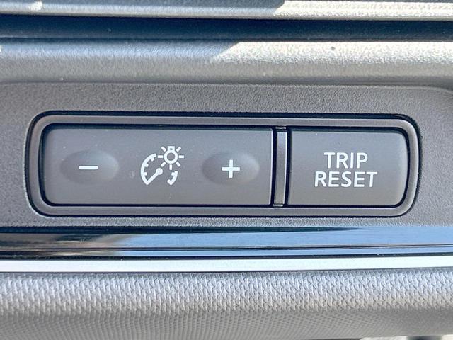 セレナ ＸＶ　後期　全方位運転支援システム　両側電動ドア　純正ナビ　バックカメラ　Ｂｌｕｅｔｏｏｔｈ　クルーズコントロール　リアオートエアコン　ＥＴＣ　インテリキー　ステアリングリモコン（34枚目）