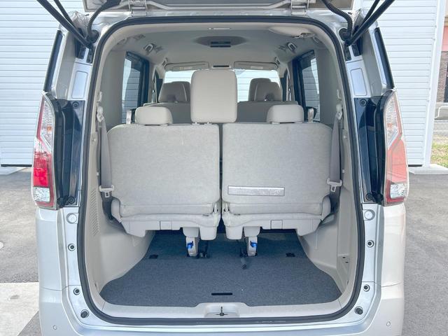 セレナ ＸＶ　後期　全方位運転支援システム　両側電動ドア　純正ナビ　バックカメラ　Ｂｌｕｅｔｏｏｔｈ　クルーズコントロール　リアオートエアコン　ＥＴＣ　インテリキー　ステアリングリモコン（63枚目）
