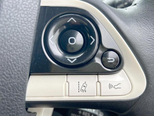 プリウス Ｓ　セーフティセンス　純正ナビ　バックカメラ　Ｂｌｕｅｔｏｏｔｈ　ＬＥＤライト　スマートキー　オートハイビーム　ビルトインＥＴＣ　純正１５インチアルミホイール　禁煙車（30枚目）
