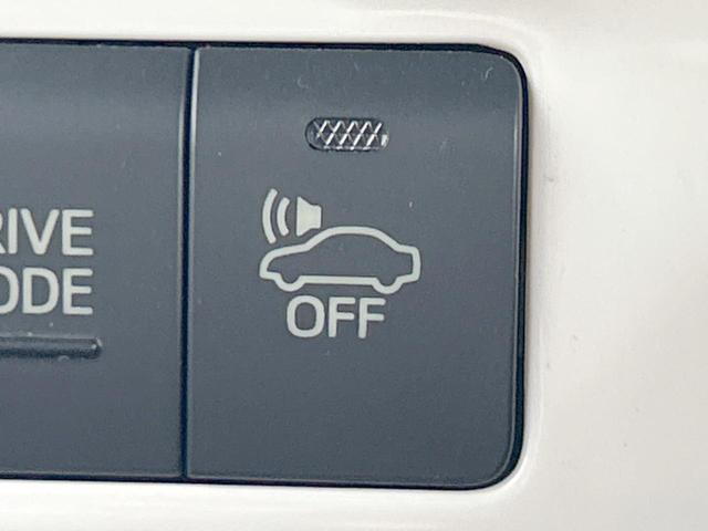 プリウス Ｓ　セーフティセンス　純正ナビ　バックカメラ　Ｂｌｕｅｔｏｏｔｈ　ＬＥＤライト　スマートキー　オートハイビーム　ビルトインＥＴＣ　純正１５インチアルミホイール　禁煙車（40枚目）
