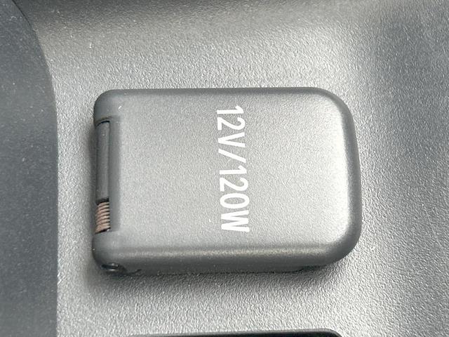 プリウス Ｓ　セーフティセンス　純正ナビ　バックカメラ　Ｂｌｕｅｔｏｏｔｈ　ＬＥＤライト　スマートキー　オートハイビーム　ビルトインＥＴＣ　純正１５インチアルミホイール　禁煙車（42枚目）