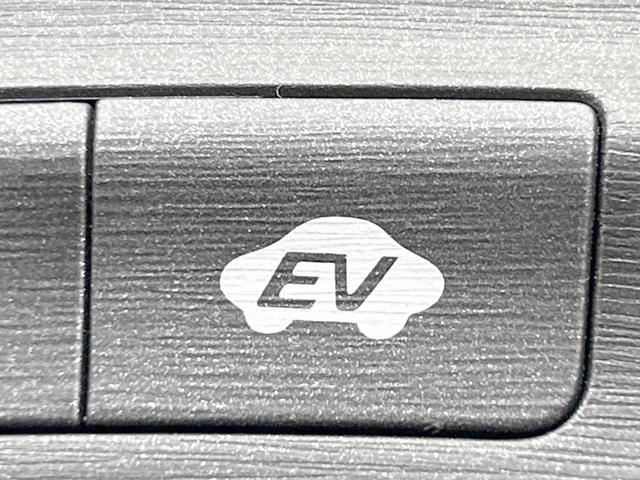 プリウス Ｓ　ＬＥＤエディション　純正ナビ　バックカメラ　ＬＥＤライト　Ｂｌｕｅｔｏｏｔｈ　スマートキー　オートライト　オートエアコン　ヘッドライトウォッシャー　純正１５インチアルミホイール　禁煙車（38枚目）