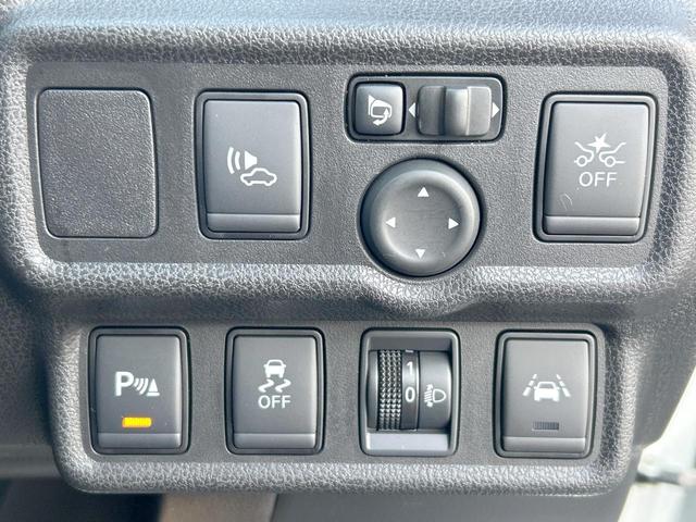 ノート ｅ－パワー　Ｘ　後期モデル　純正ナビ　バックカメラ　Ｂｌｕｅｔｏｏｔｈ　インテリジェントキー　ＥＴＣ車載器　純正１５インチアルミホイール　禁煙車　ドライブレコーダー　オートライト　オートエアコン（27枚目）