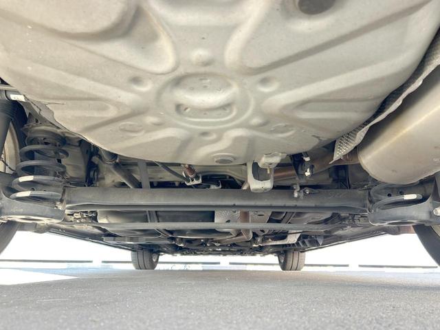 プリウスアルファ Ｇ　チューン　ブラック　ＢＩＧＸ９型ナビ　バックカメラ　クルーズコントロール　オートエアコン　ＥＴＣ　ＬＥＤヘッドランプ　スマートキー　電動格納ミラー　オートライト　フロントフォグランプ　ステアリングスイッチ　禁煙車（19枚目）