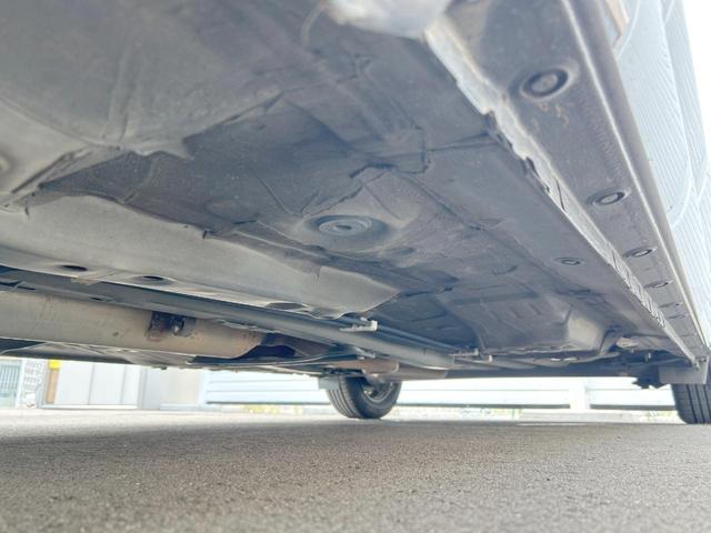 シエンタ G クエロ セーフティセンス 両側電動ドア 純正ナビ フルセグ バックカメラ Bluetooth スマートキー ビルトインETC LEDヘッドライト オートライト オートエアコン 禁煙車(39枚目)