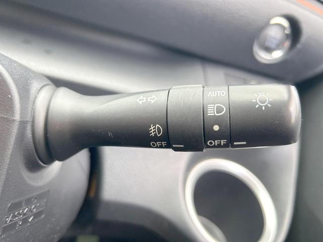 シエンタ G クエロ セーフティセンス 両側電動ドア 純正ナビ フルセグ バックカメラ Bluetooth スマートキー ビルトインETC LEDヘッドライト オートライト オートエアコン 禁煙車(52枚目)